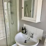 Redland House - 3 Bedroom - Sleeps 8 - בריסטול