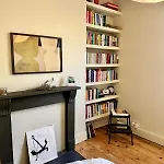 בית נופש Redland House - 3 Bedroom - Sleeps 8 - *