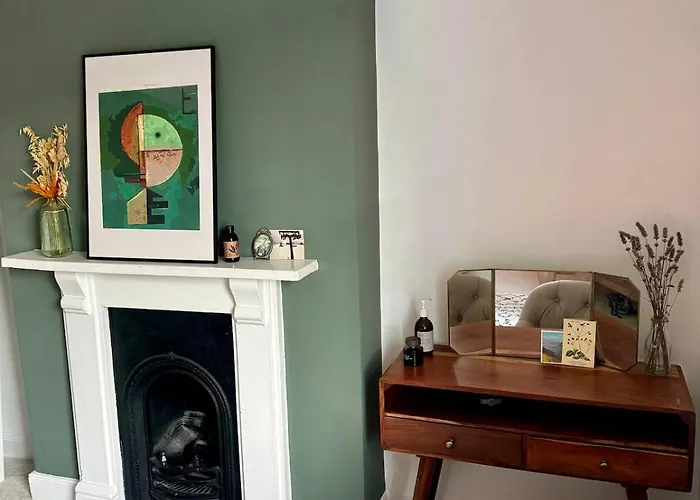 Redland House - 3 Bedroom - Sleeps 8 - Bristol