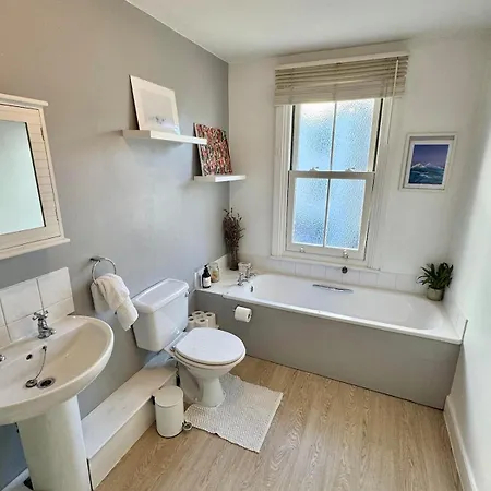 Redland House - 3 Bedroom - Sleeps 8 - * ブリストル